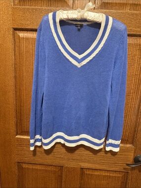 Talbots Blue V-Neck  Linen Knit Sweater with White Trim Medium
